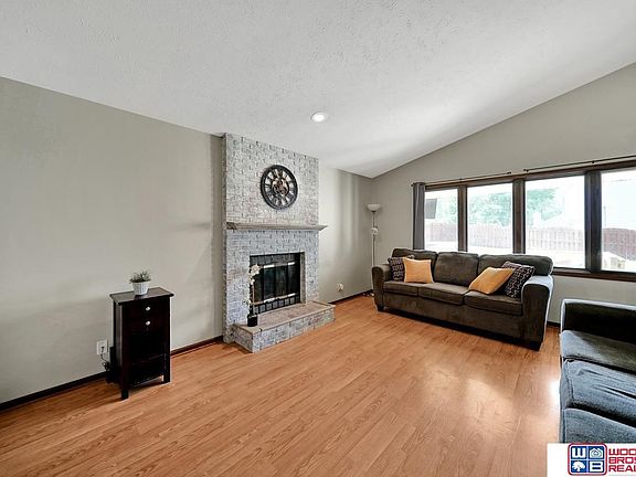 5th image of 8101 Prescott Ave
