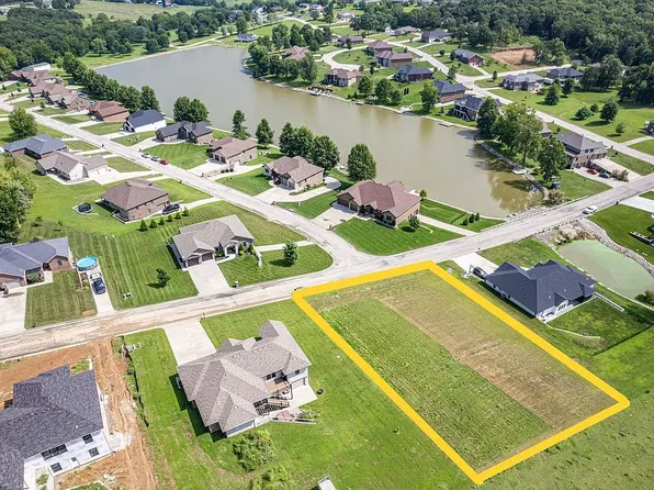 3514 Christian Rdg, Jefferson City, MO 65101