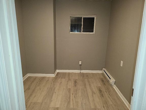 5th image of 44 Lincoln Ave APT 1