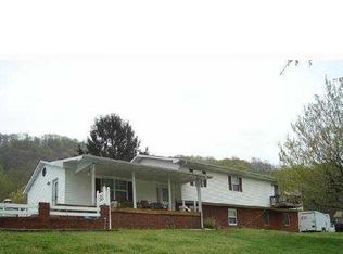 2174 Chafin Branch Rd, Chapmanville, WV 25508