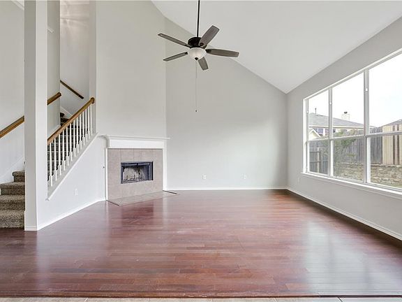 2nd image of 10045 Voss Ave