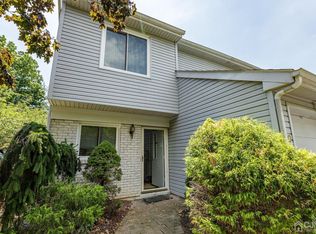 20 Homestead Dr, Matawan, NJ 07747