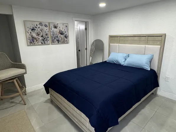 (undisclosed Address), Hollywood, FL 33020