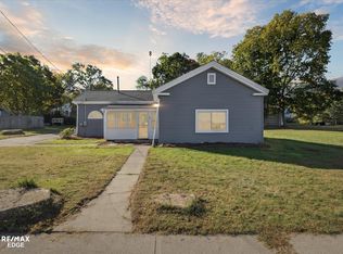 106 Hamilton St, Byron, MI 48418