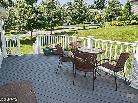 5th image of 10524 Hounslow Dr