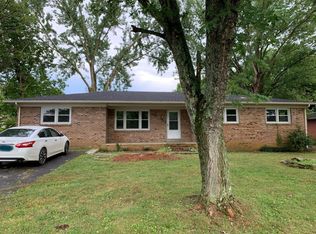 1007 Meadow Ln, Russellville, KY 42276