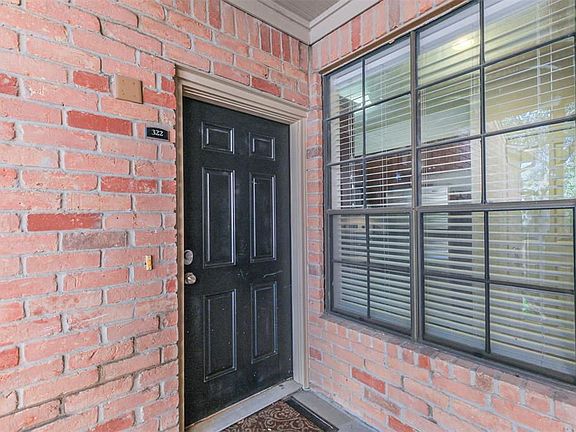 4th image of 2255 Braeswood Park Dr APT 322