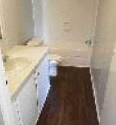 5th image of 295 Malibu Dr