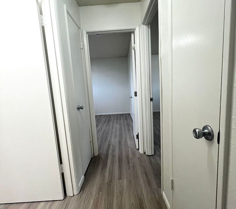 1st image of 454 NW 16th Ave #0