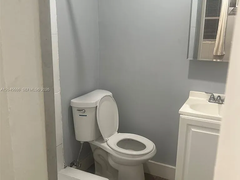 2118 N 19th Ave #1-4 — Photo 6