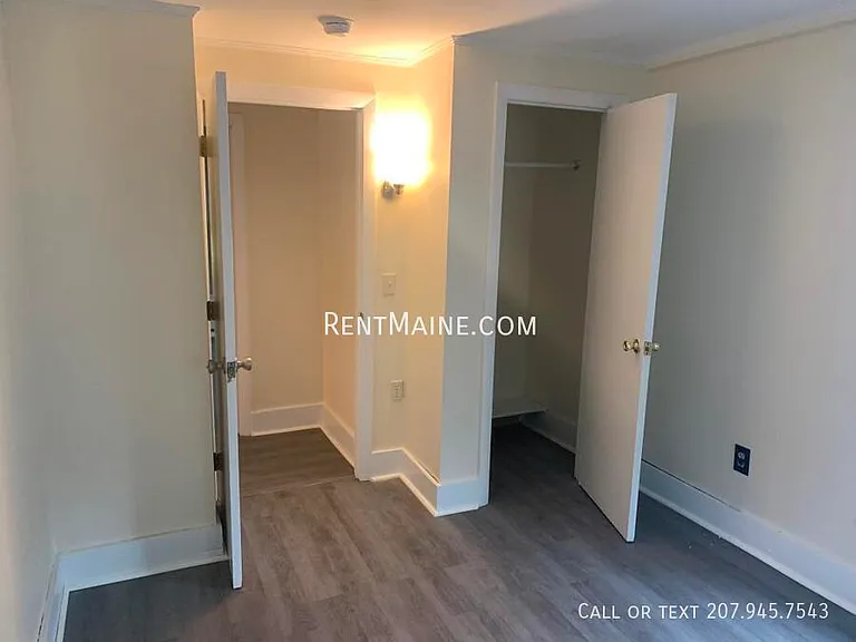 558 S Main St — Photo 17