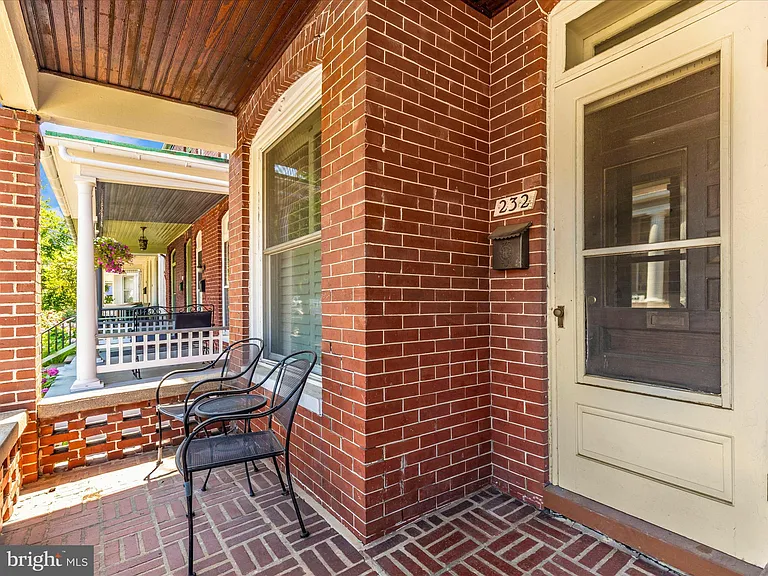 232 Dill Ave — Photo 46
