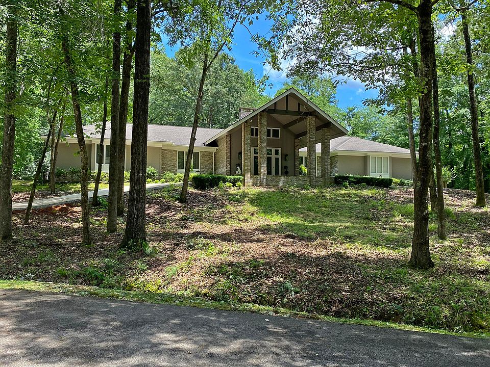 2nd image of 151 Apple Valley Rd