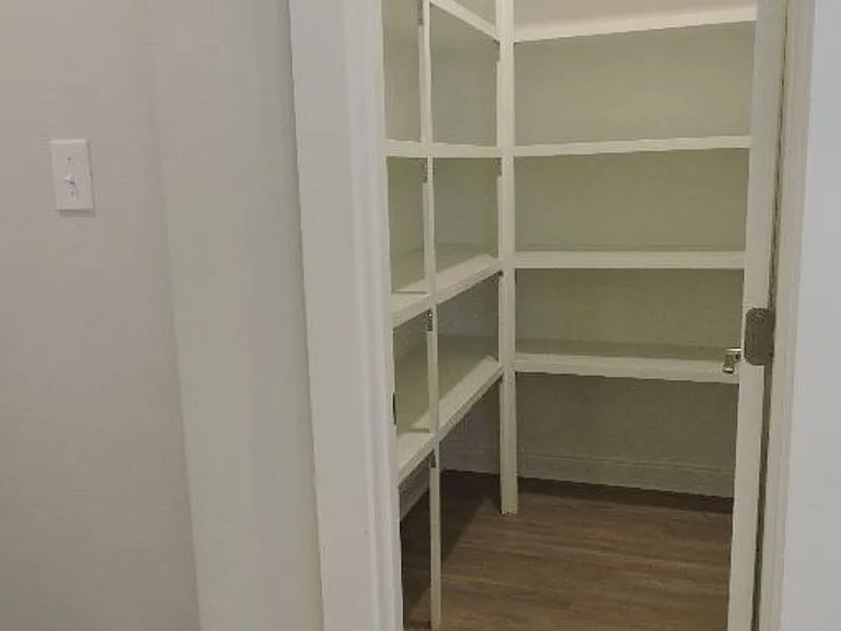 15042 Vintage Jade Ct — Photo 8