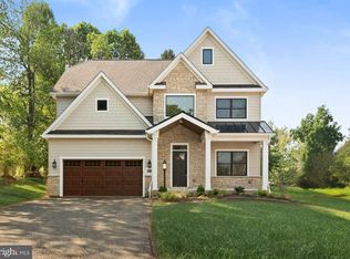 102 Harvey Rd #1B, Wallingford, PA 19086