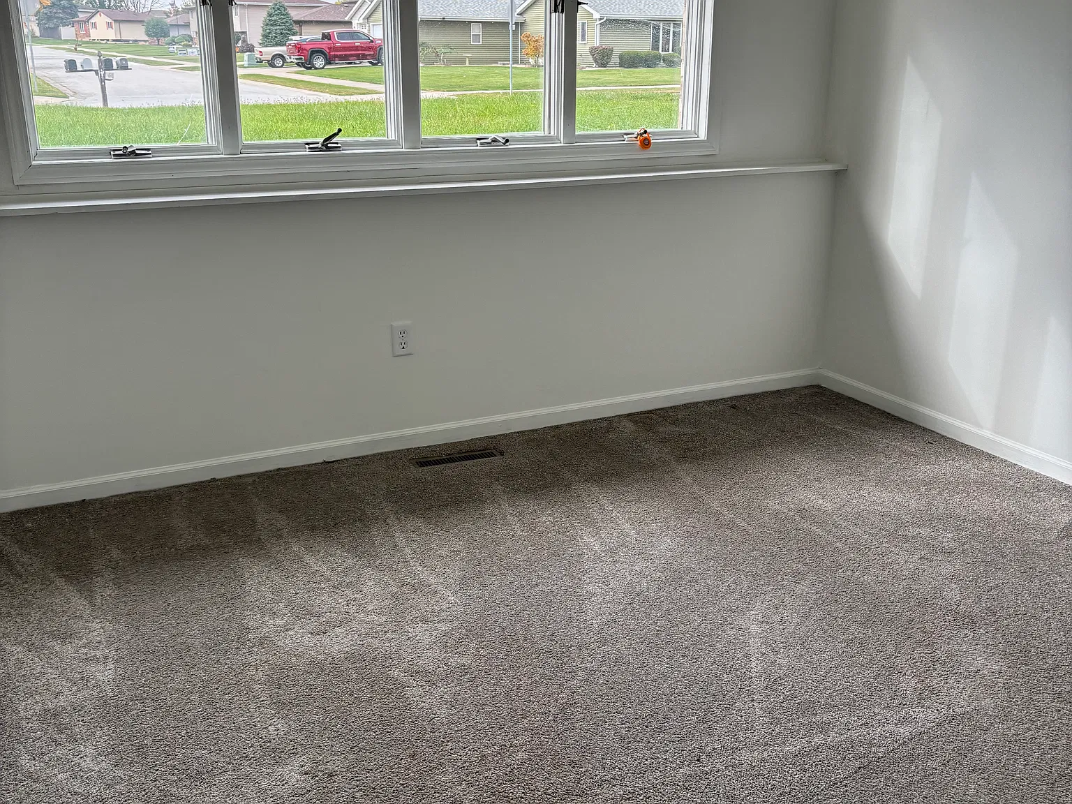2 bed, 1200 sqft, $1,500 — Photo 3
