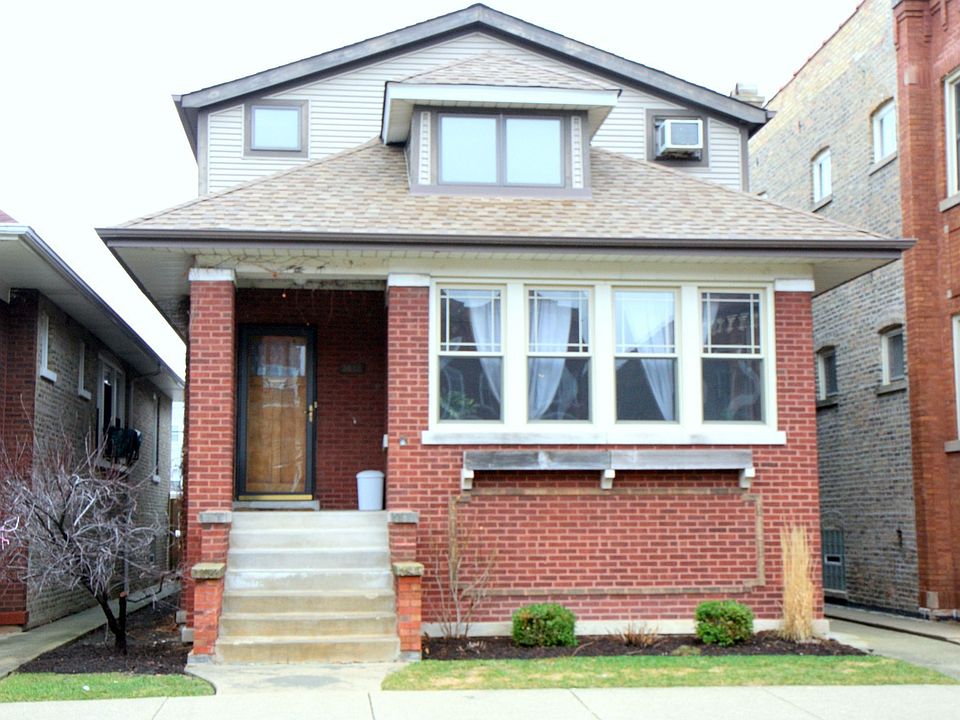 Beautiful Arts & Crafts Bungalow