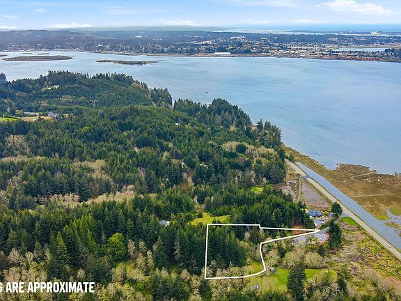 3rd image of 0 E Bay Rd #1702