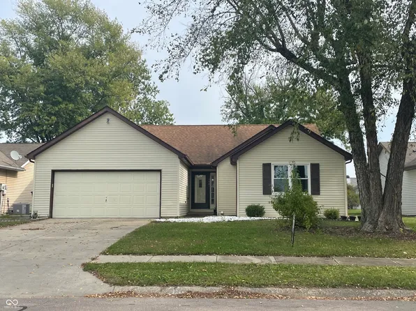 3881 Villa Dr, Columbus, IN 47203