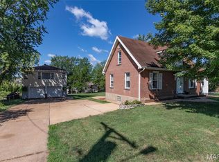 3542 Longview Dr, Saint Louis, MO 63129