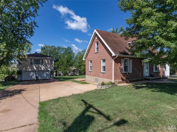 3542 Longview Dr, Saint Louis, MO 63129