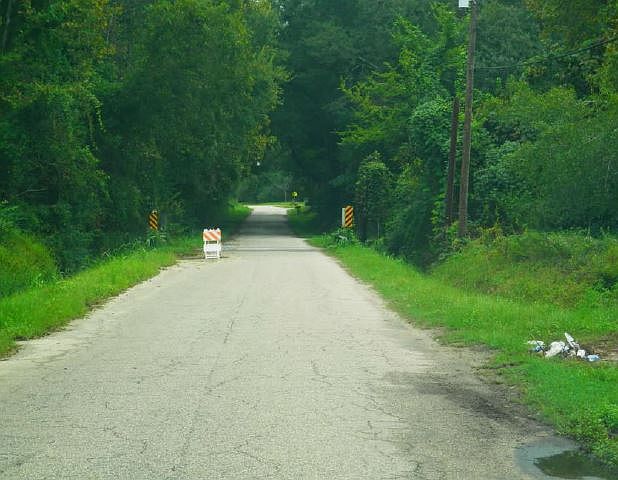 2nd image of 1311 Old Mars Bluff Rd