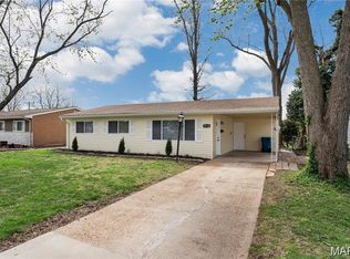 9738 Traverse Ln, Saint Louis, MO 63134