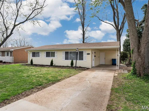 9738 Traverse Ln, Saint Louis, MO 63134