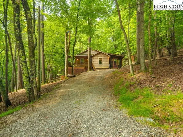 1390 Powder Horn Mountain Road, Deep Gap, NC 28618
