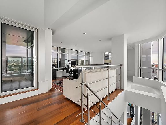 5th image of 50 Bayard St Ph 4