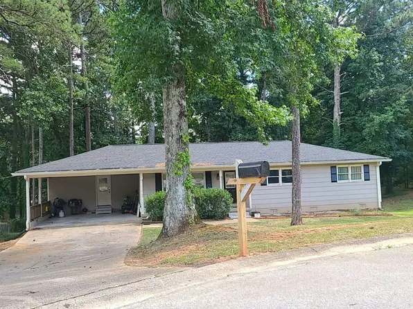 6374 Valhalla Dr, Douglasville, GA 30135