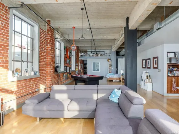 207 East Broadway, Long Beach, CA 90802