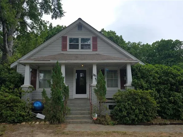 820 Walker St, Reidsville, NC 27320