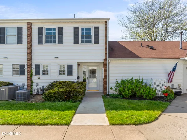 116 Walnut Drive, Spring Lake Heights, NJ 07762