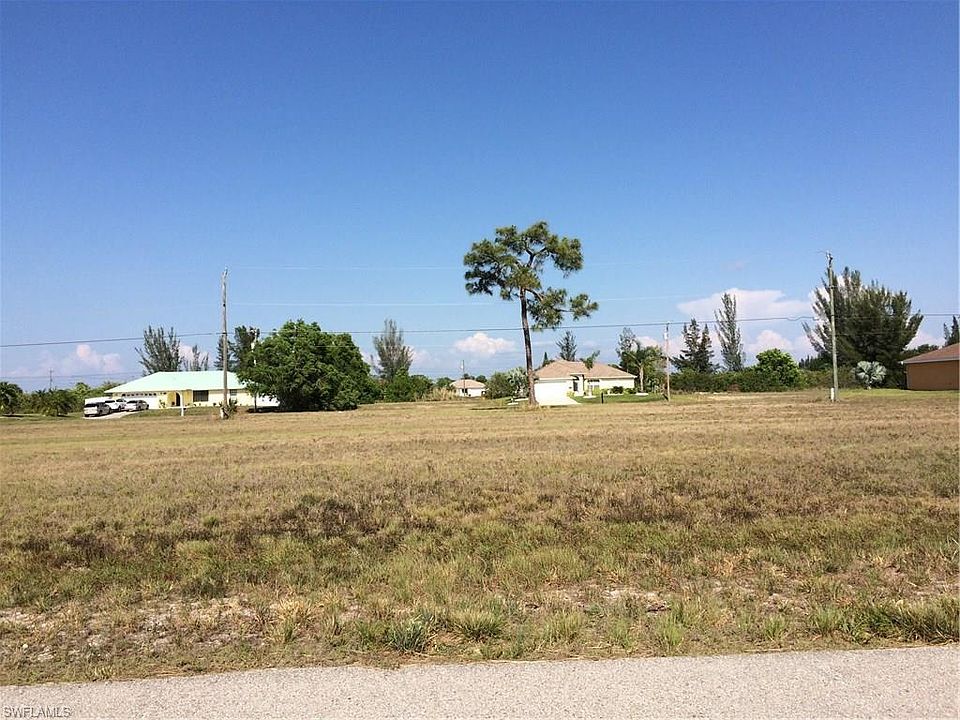 1st image of 1013 NE Juanita Pl