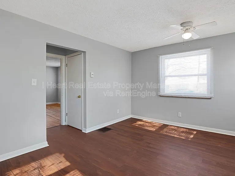 338 S Chase Ave — Photo 12