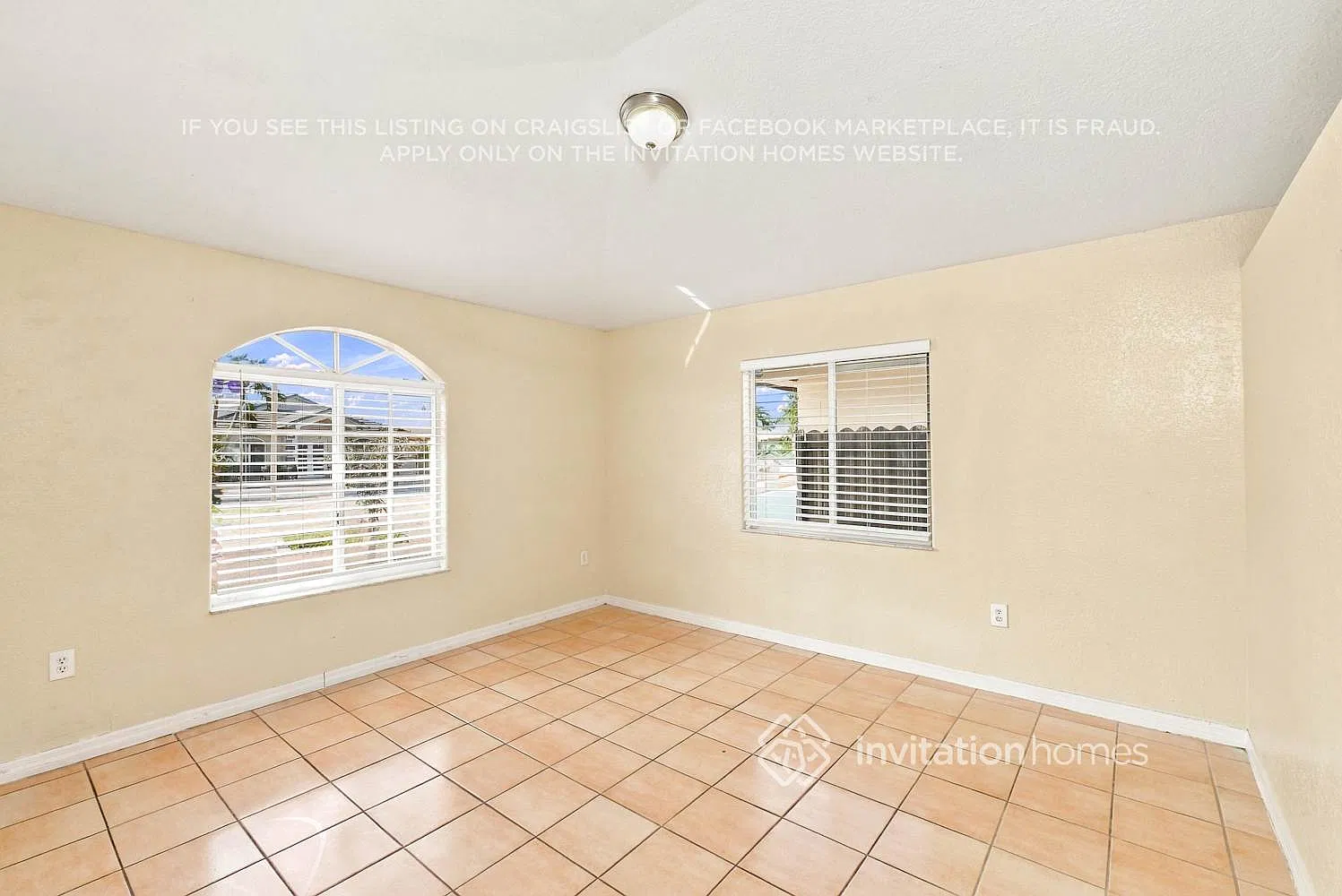 9991 NW 126th Ter Hialeah Gardens, FL 33018 — Photo 3