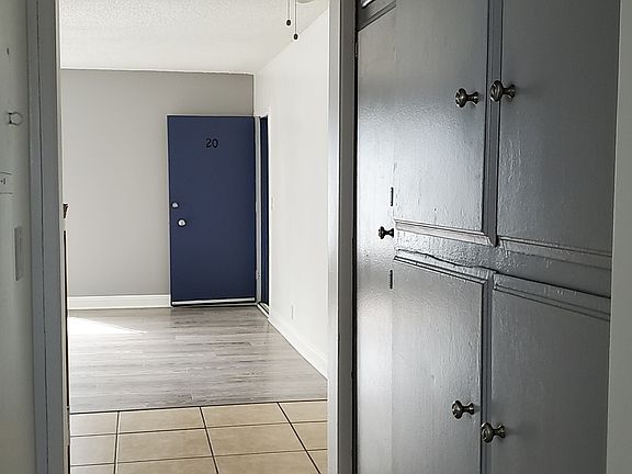 2nd image of 13922 Yukon Ave APT 20