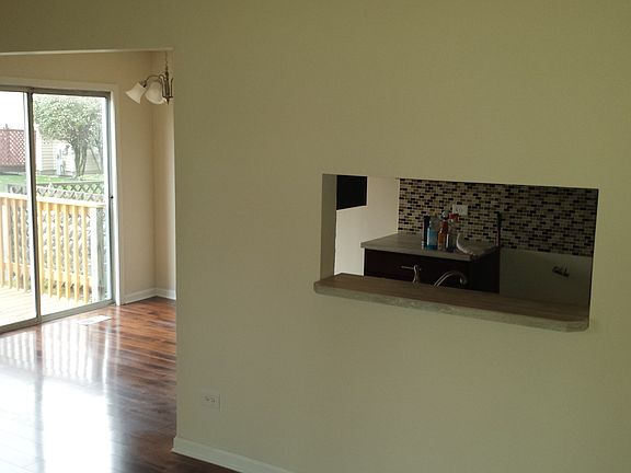 4th image of 19429 Hickory Pl
