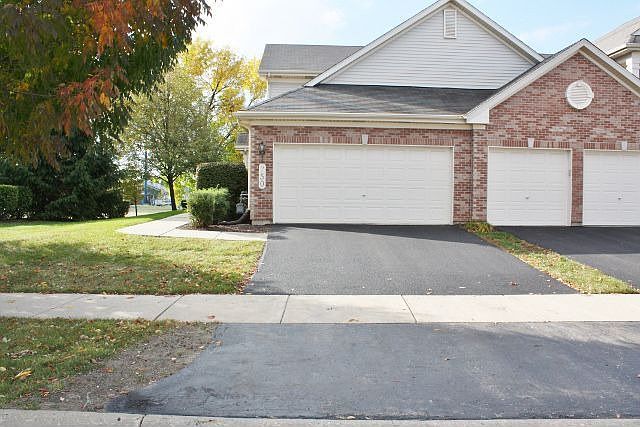 1st image of 750 Stonewall Ct