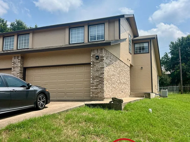 120 Crest Dr — Photo 1