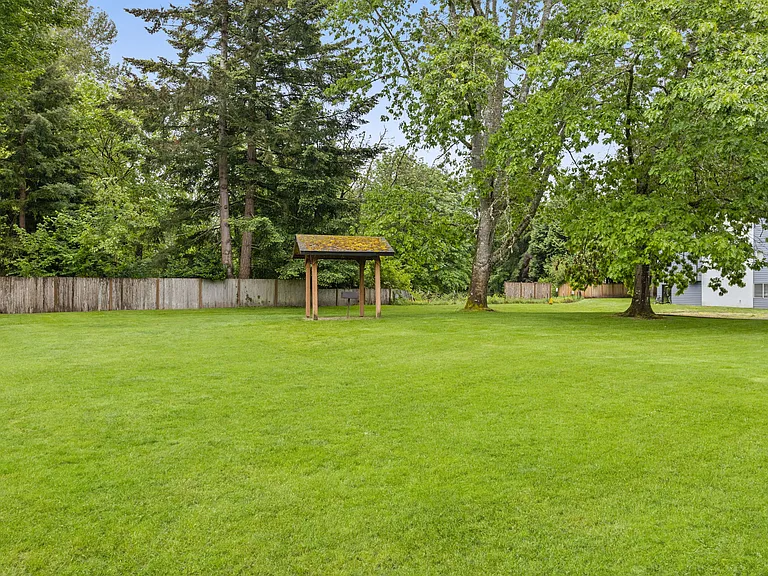 280 Newport Way NW #B-15 — Photo 30