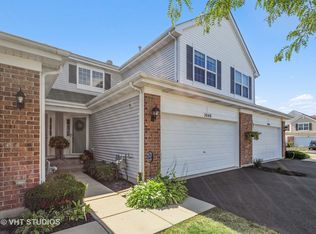 3040 Courtland St, Woodstock, IL 60098