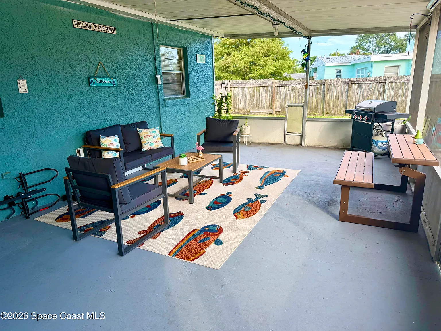 3 bed, 2.0 bath, 1458 sqft, $2,400 — Photo 3