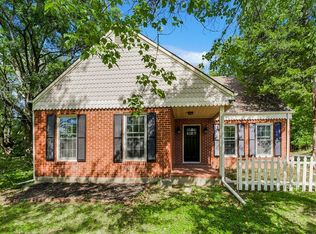 7910 Richland Ave, Kansas City, KS 66111
