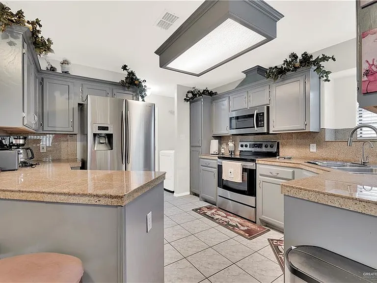 4608 W Ivy Ave — Photo 7