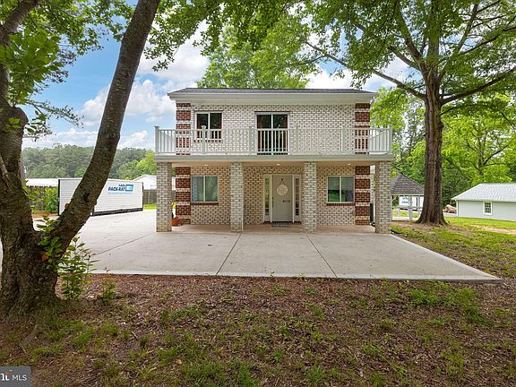 5th image of 44 Ravenwood Dr