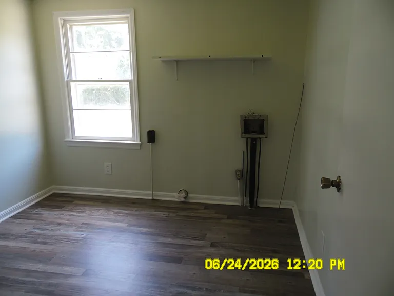 1293 Old Grantham Rd — Photo 9