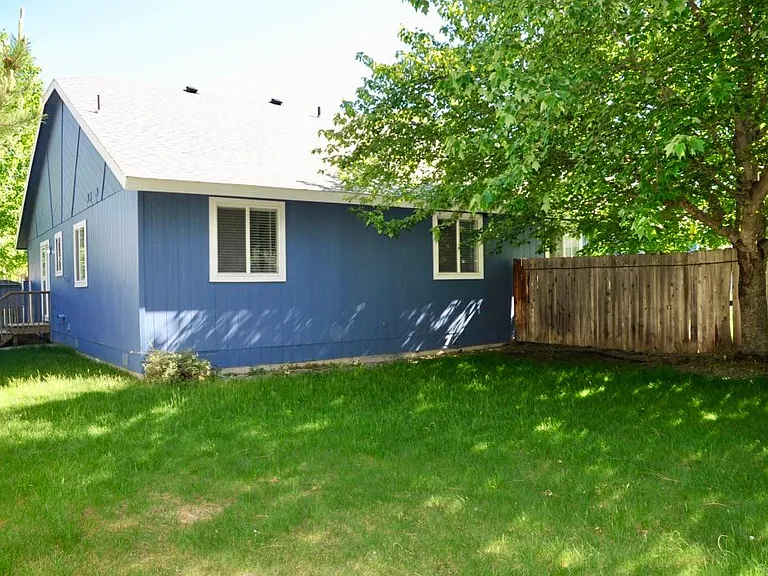 4024 E 2nd Ave #B — Photo 24