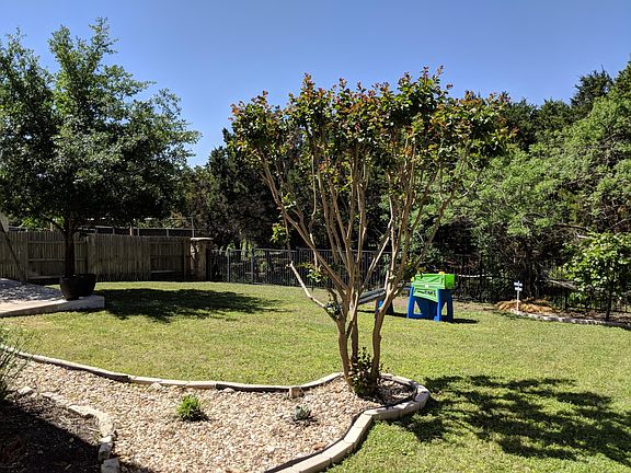 2nd image of 261 Kensington Ln
